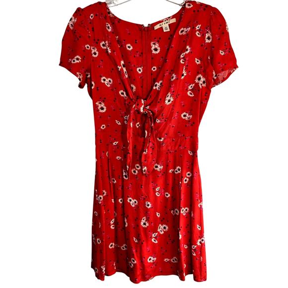 Miami Women's Dress XS Extra Small Red Shorts Sleeves  Sun Misses Size 0 2 - Picture 1 of 6